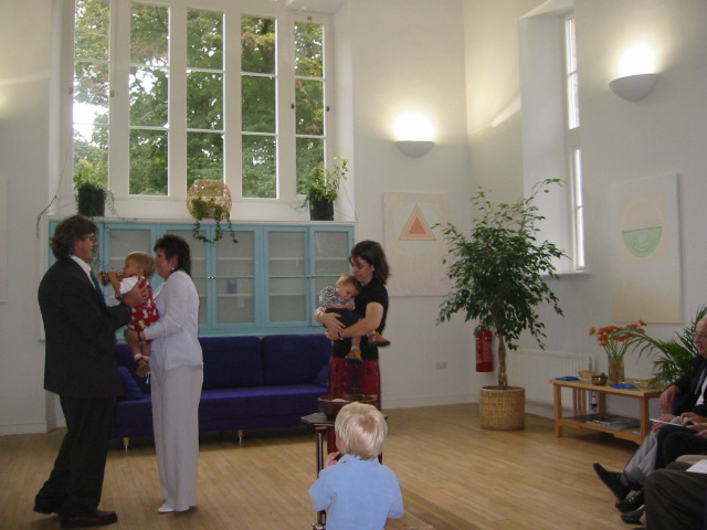 100-0074_IMG
